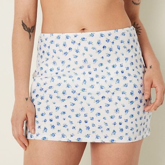 NWT 3 piece Blue Floral Bikini set, Size Medium - Picture 8 of 15